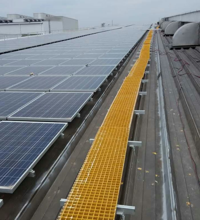 廣州市松下·萬寶屋頂光伏項目的玻璃鋼格柵安裝工程(圖3) 廣州市松下·萬寶屋頂光伏項目的玻璃鋼格柵安裝工程(圖3)